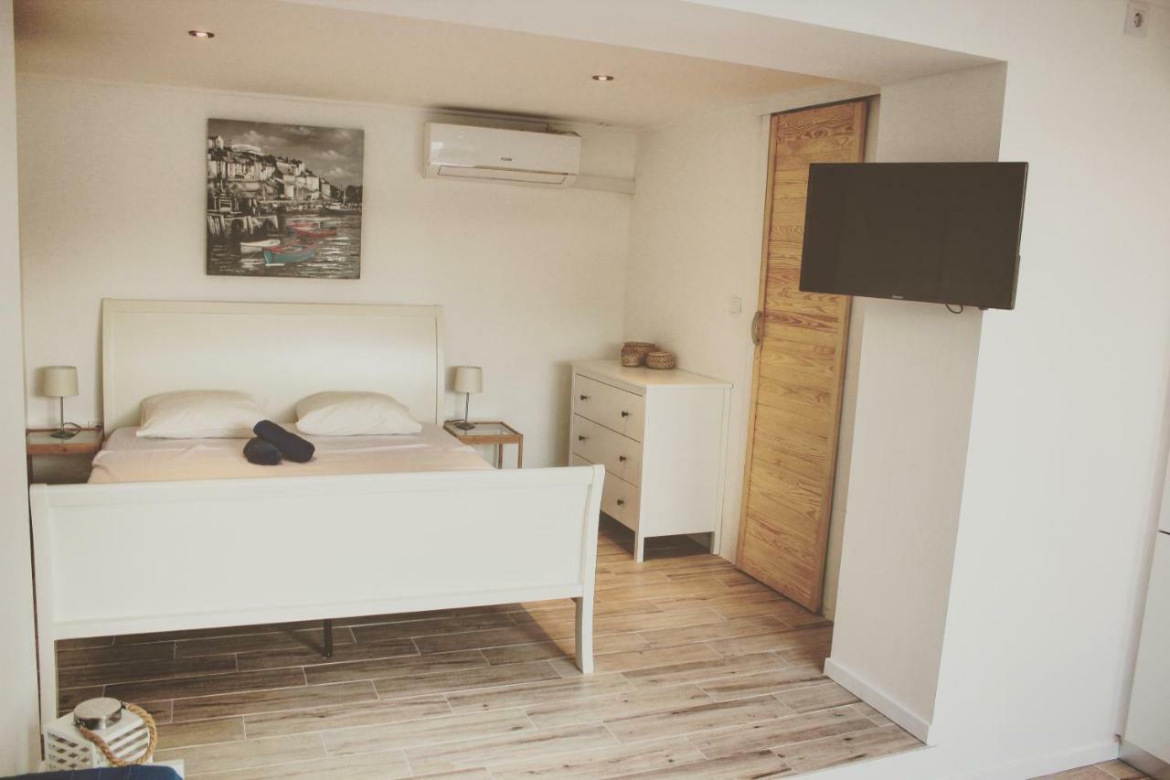 O Sole Apartment With Private Beach Donji Okrug Exterior foto
